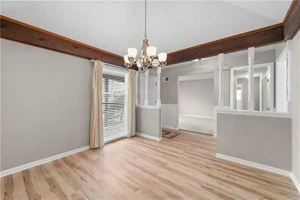 9912 Knox DR, Overland Park, KS 66212