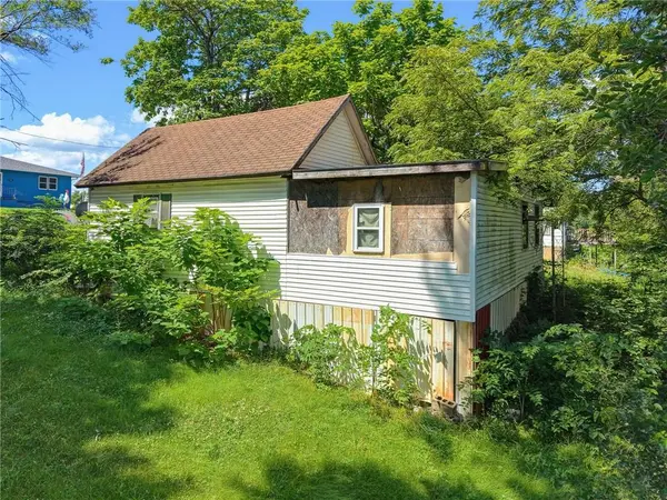 905 E Grant ST, Princeton, MO 64673