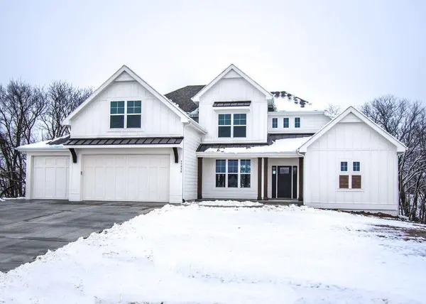 4789 NW Sienna RDG, Riverside, MO 64150