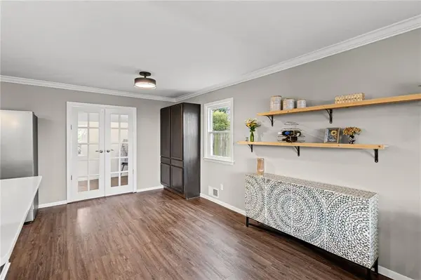 4909 Nall AVE, Roeland Park, KS 66202