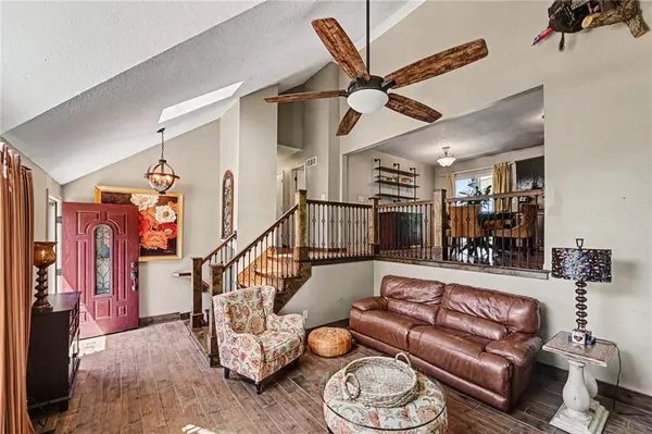 8254 NE 112th ST, Kansas City, MO 64157