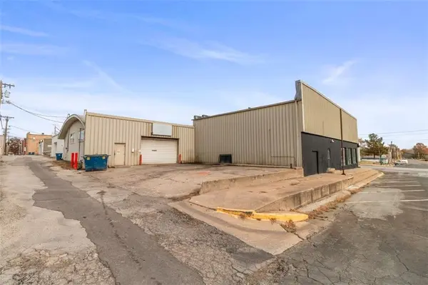 225 S 2nd ST, Odessa, MO 64076