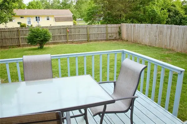 3101 SW 30th ST, Topeka, KS 66614
