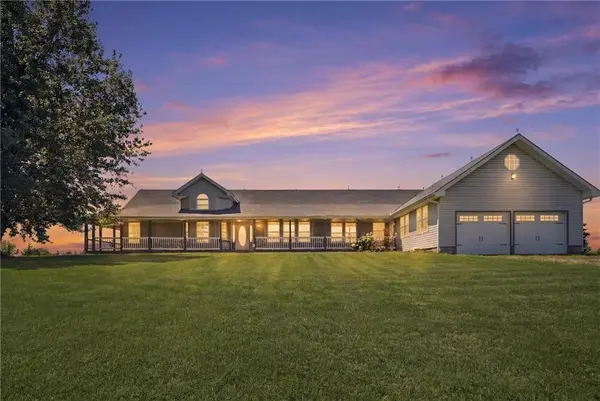 29001 219th ST, Easton, KS 66020
