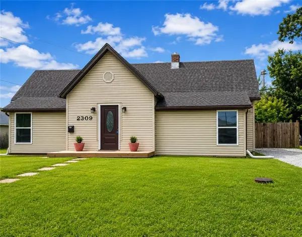 2309 Washington ST, Lexington, MO 64067