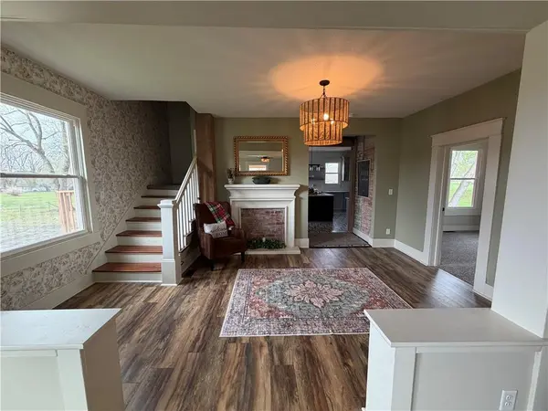 417 S 5th ST, Odessa, MO 65076