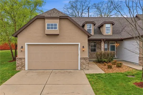 101 Residence LN #1, Branson, MO 65616