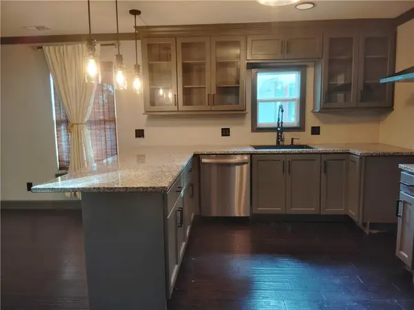 189 Timber Valley DR, Linn Valley, KS 66040