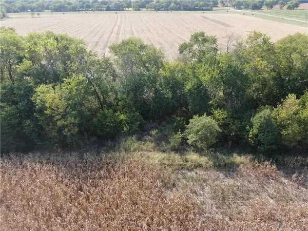 2000th RD, Lacygne, KS 66040