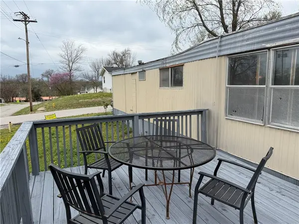 901 Woodland ST, Carrollton, MO 64633