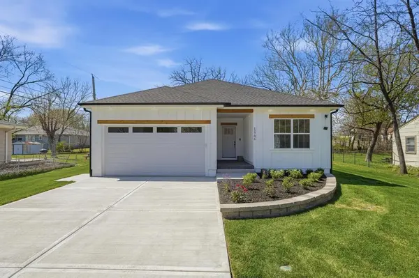 12706 10th ST, Grandview, MO 64030