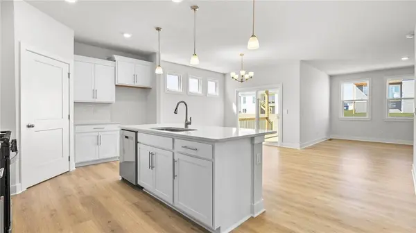 20917 W 188th TER, Spring Hill, KS 66083