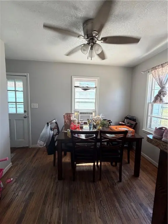 340 N Topping AVE, Kansas City, MO 64123