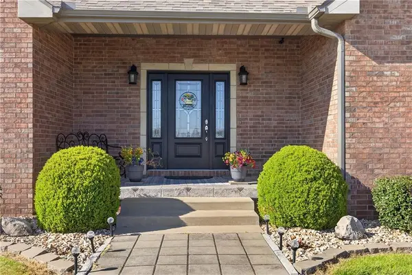 644 W 47 HWY, Girard, KS 66743