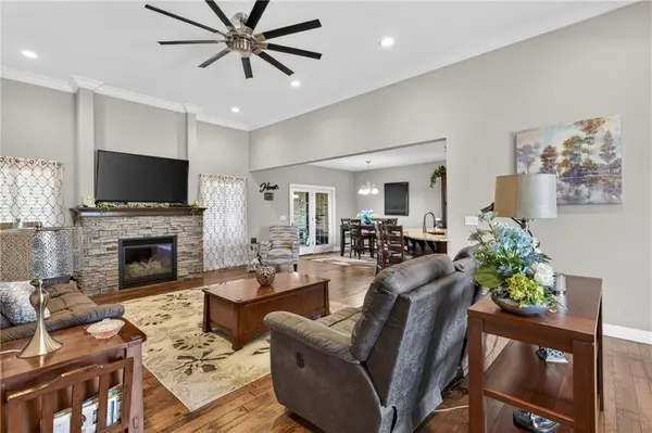 644 W 47 HWY, Girard, KS 66743