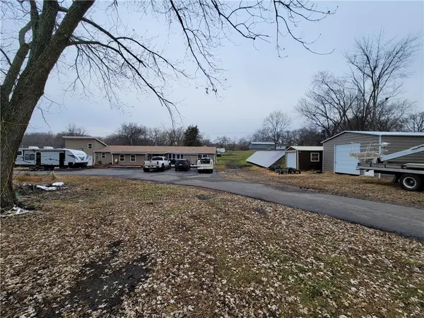 506 S Washington ST, Maysville, MO 64469