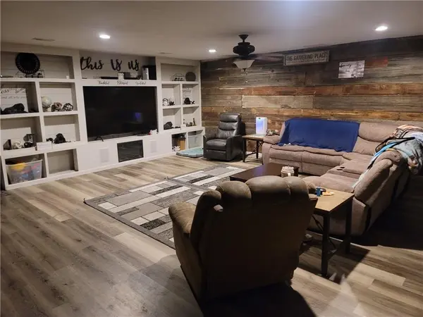 506 S Washington ST, Maysville, MO 64469