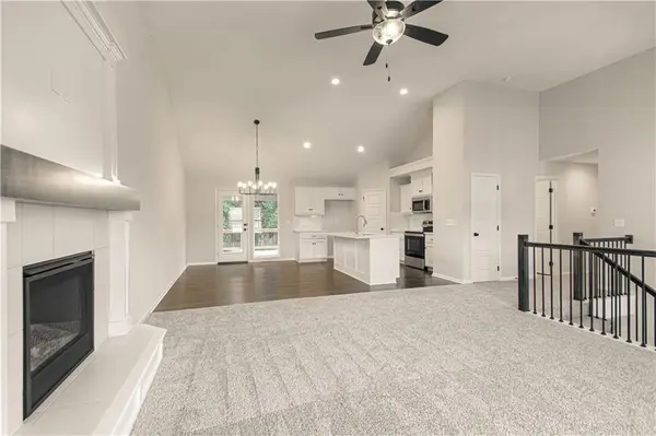 6015 NE 118th TER, Kansas City, MO 64156