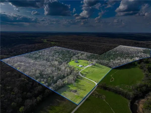 5855 SE 981 PVT RD N/A, Collins, MO 64738
