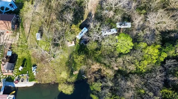 133 W Sugar Lake DR, Mound City, KS 66056