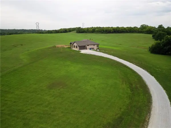 22777 219th ST, Leavenworth, KS 66048