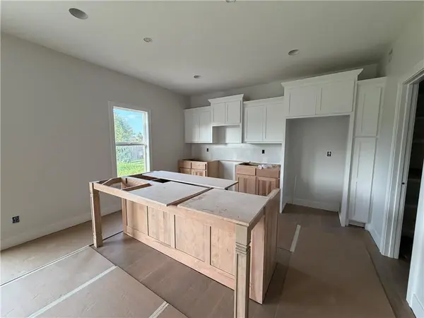 28510 W 161st ST, Gardner, KS 66030