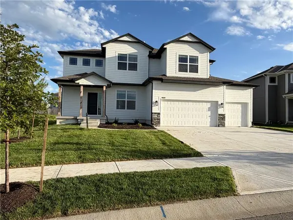 28407 W 161st ST, Gardner, KS 66030