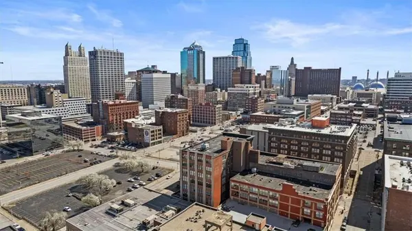 308 W 8th ST #712, Kansas City, MO 64105