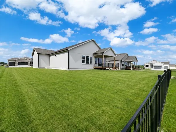 24937 W 145th ST, Olathe, KS 66061
