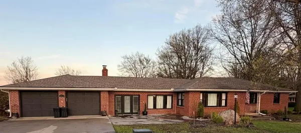 411 S Hillcrest DR, Maysville, MO 64469