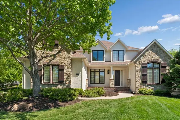 13917 Mastin ST, Overland Park, KS 66213