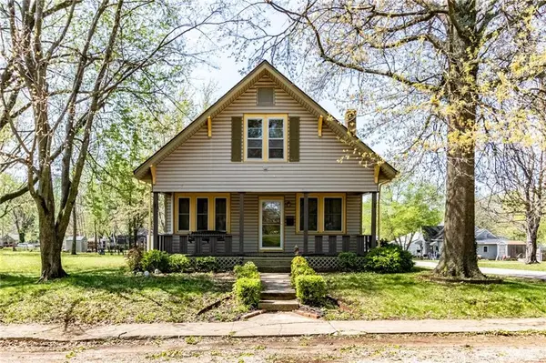 401 E Jackson ST, Windsor, MO 65360