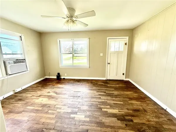 604 E Cooper ST, Maryville, MO 64468