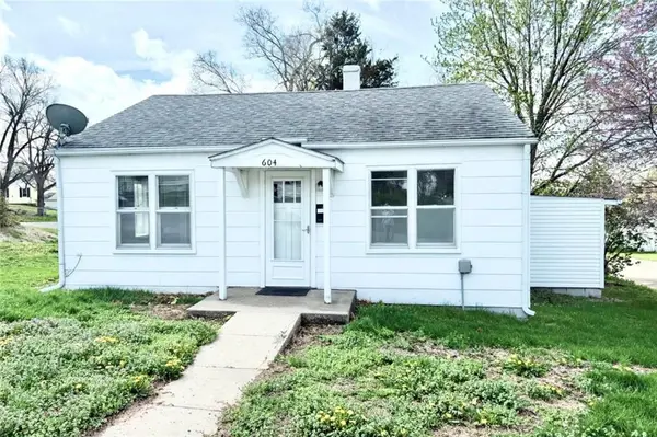 604 E Cooper ST, Maryville, MO 64468