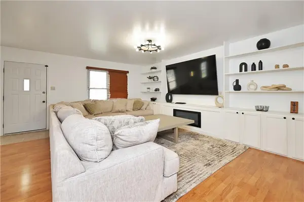 413 Madore ST, Silver Lake, KS 66539