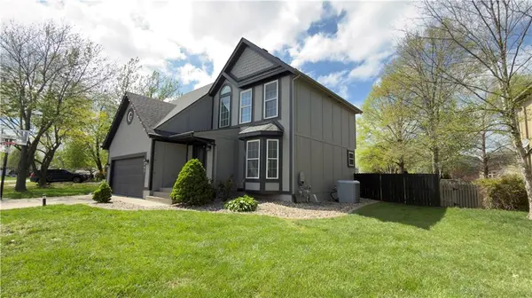 1397 S Brentwood DR, Olathe, KS 66062
