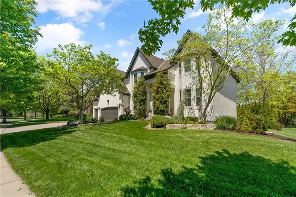 5712 W 146th ST, Overland Park, KS 66223