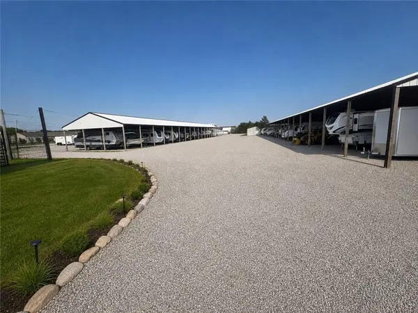9983 SE Hwy 7 HWY, Clinton, MO 64735