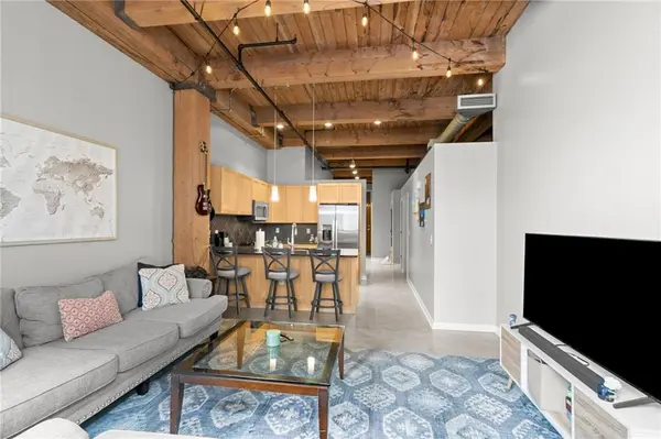 712 Broadway BLVD #401, Kansas City, MO 64105