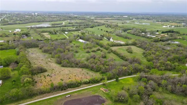 S School RD, Raymore, MO 64083