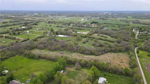 S School RD, Raymore, MO 64083