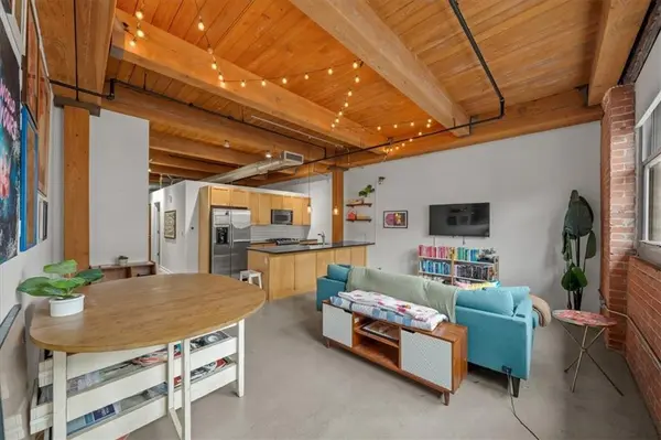 712 Broadway BLVD #704, Kansas City, MO 64105
