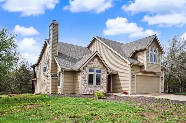 881 N 1928 RD, Lecompton, KS 66050
