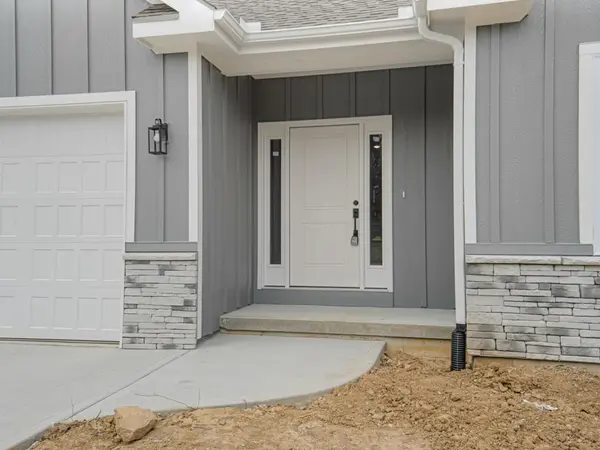 16810 NW 124th ST, Platte City, MO 64079