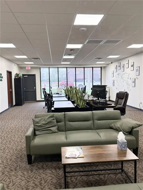 11661 College BLVD, Overland Park, KS 66210