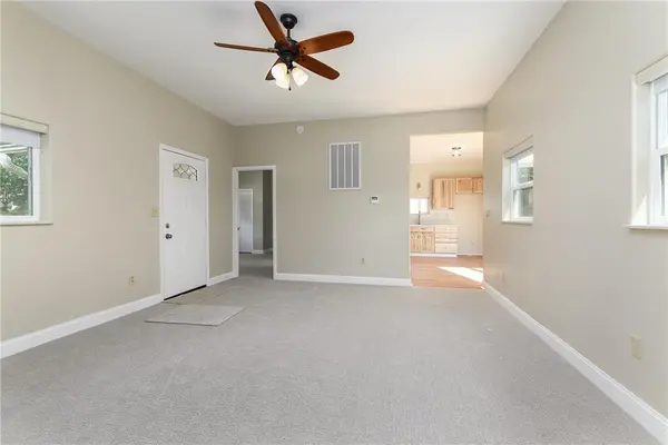 811 Dakota ST, Leavenworth, KS 66048