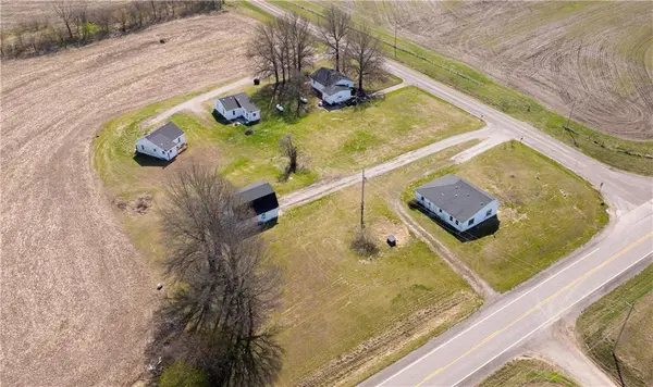 19004 State Highway DD N/A, Pattonsburg, MO 64670