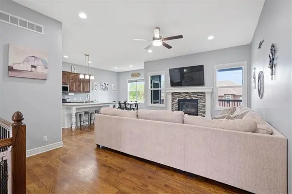 16746 Ruby WAY, Basehor, KS 66007