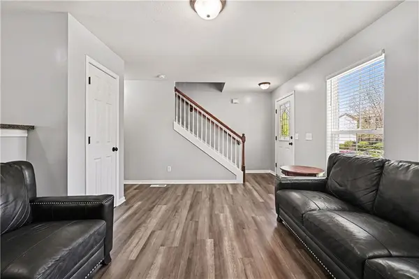 8156 N Oakley unit 17-D AVE, Kansas City, MO 64119