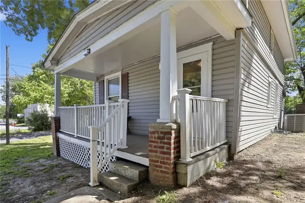 8841 E Winner RD, Independence, MO 64053